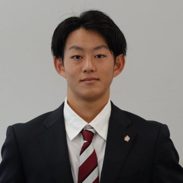 入村 隆之介
